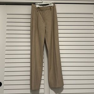 Effortless Aritzia trouser